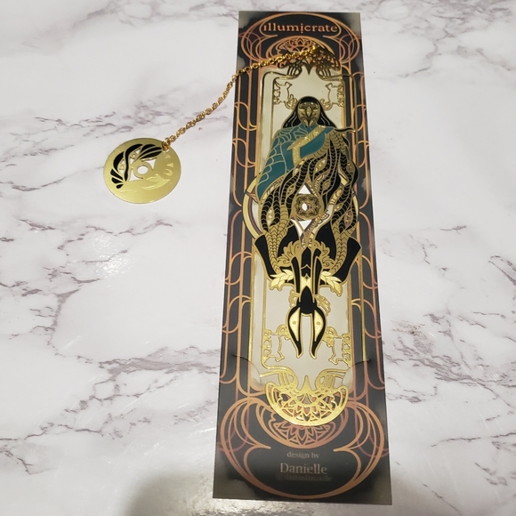 Monstress, Metal bookmark cut out, Illumicrate - Picture 1 of 2